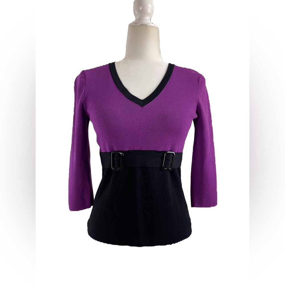 Vintage 00’s Cable & Gauge Purple and Black V-Neck Sweater with Belt Detail